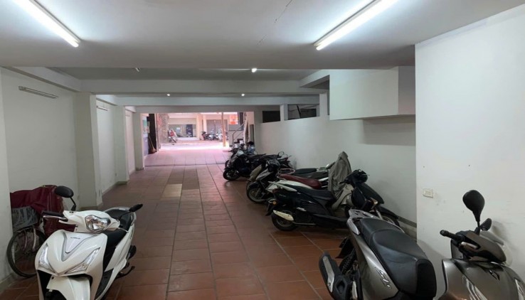 CHO THUÊ MẶT PHỐ LA THÀNH KINH DOANH MỌI LOẠI HÌNH - THÔNG SÀN, 55 TRIỆU 130M2